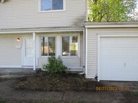 Building Photo - 4424 Huron Cir