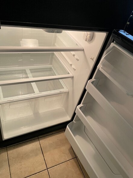 Building Photo - 7290 Daniel Webster Dr