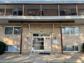 Building Photo - The Arlington Apartments