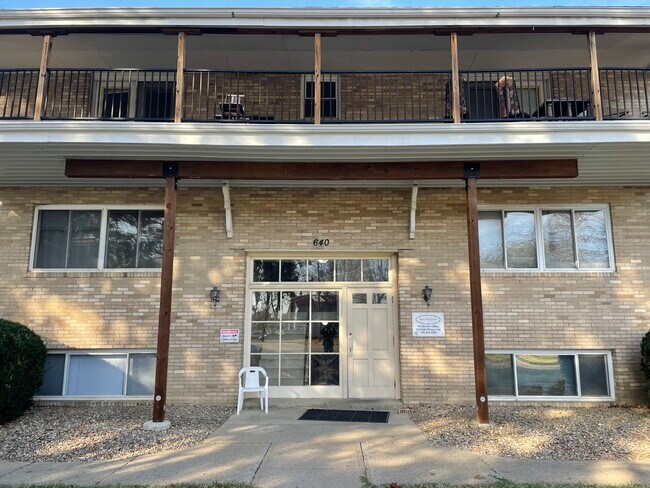 Primary Photo - The Arlington Apartments