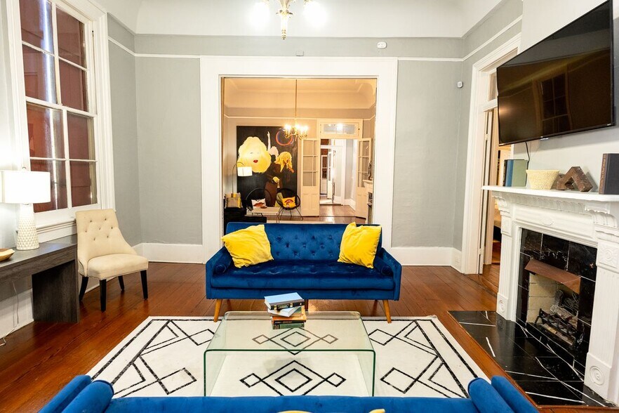 Building Photo - 1433 Esplanade Ave