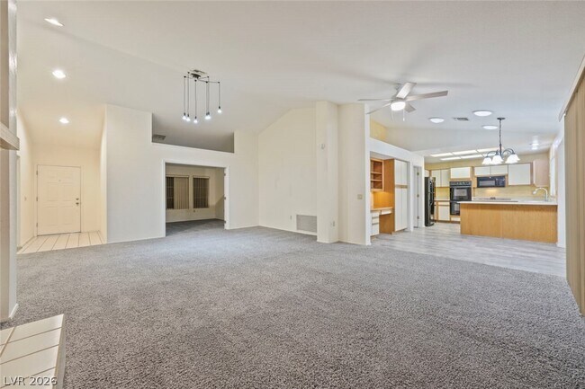 Building Photo - 3009 Linkview Dr