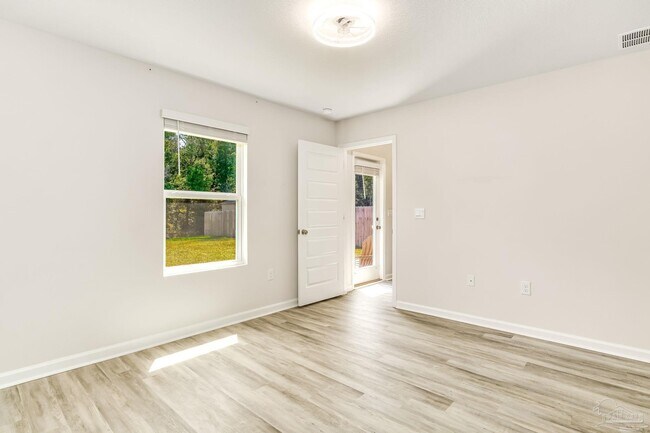 Building Photo - 6323 June Bug Dr