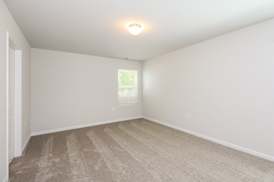 Building Photo - 2917 Ember Brook Ct