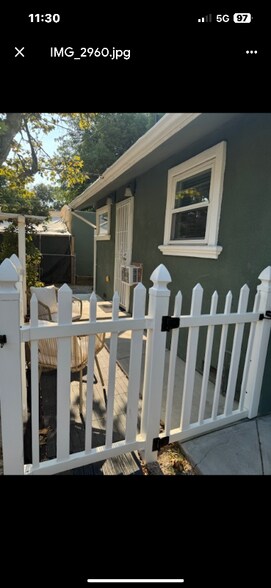 Building Photo - 155 Berverdor Ave
