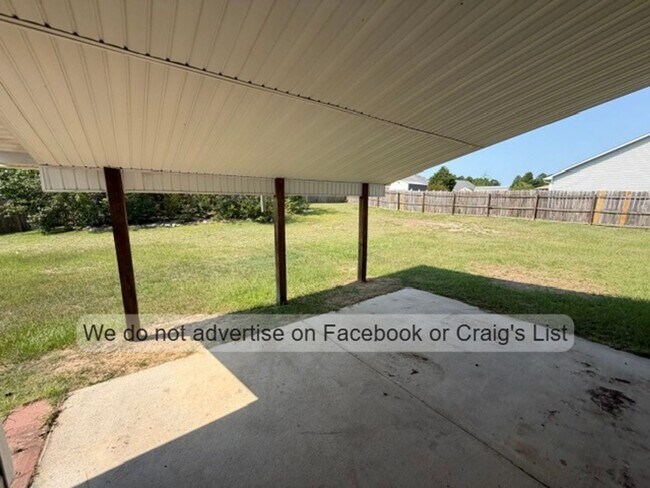 Building Photo - 226 Leggett Dr