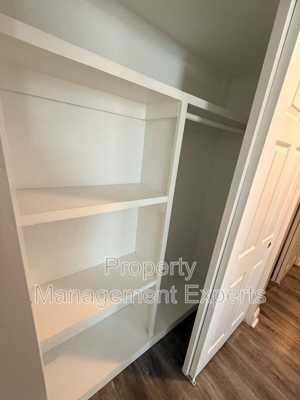 Building Photo - 1841 N Dinwiddie St