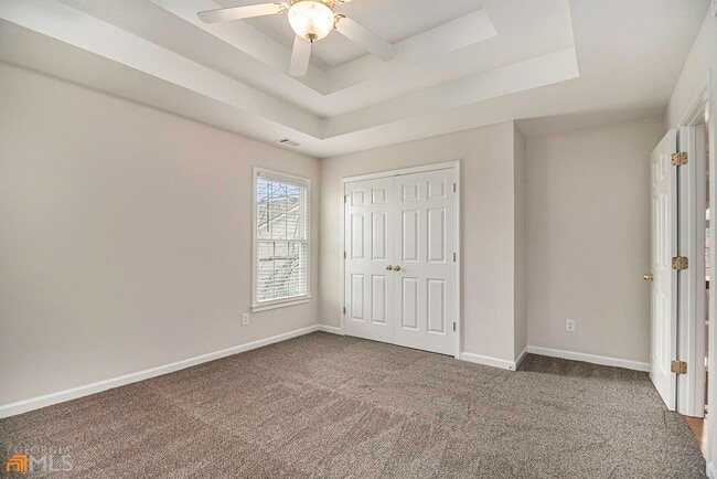 Building Photo - 592 Kenion Forest Way