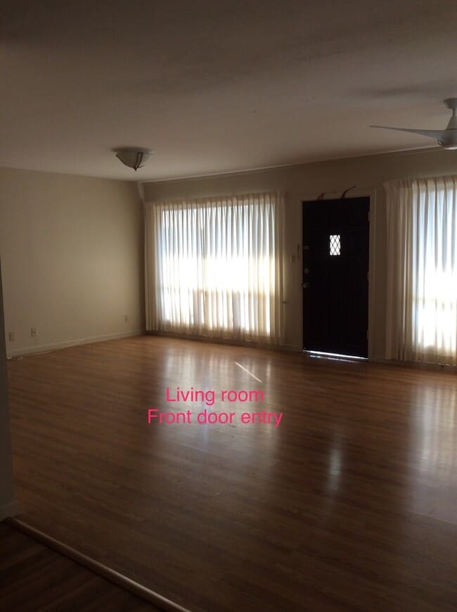 Building Photo - Manoa House for rent