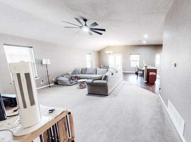 Building Photo - 2607 Montague County Dr