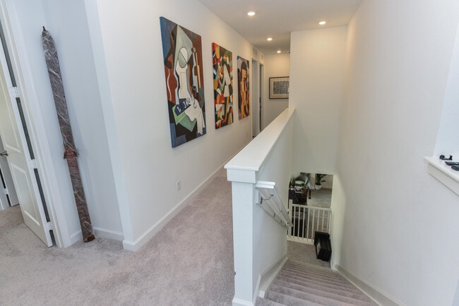 Building Photo - 1525 Stockbridge St