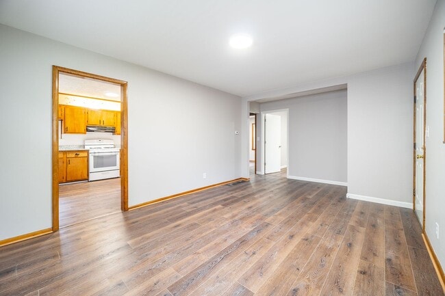 Building Photo - Charming Cape Cod Home in North Linden — 3...