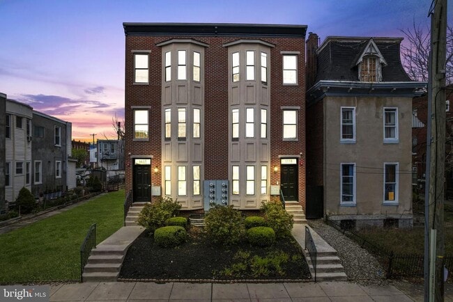 Building Photo - 3535 N 16th St