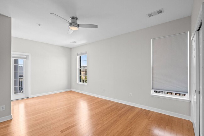 Building Photo - 2798 Howard Ave