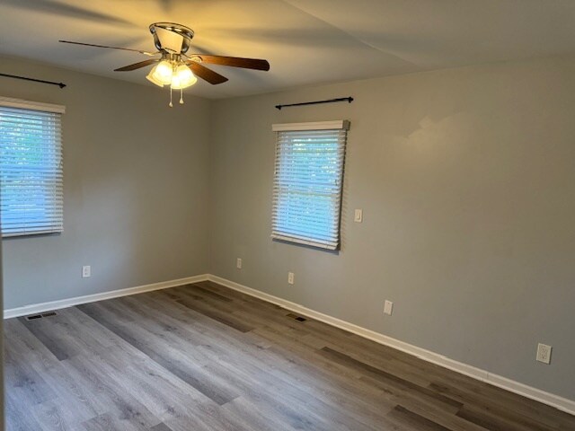 Bedroom 2 - 3565 Crooks Rd