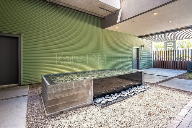 Building Photo - 1130 N 2nd St