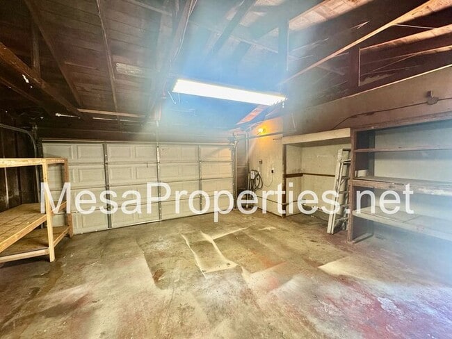 Building Photo - 1620 S Cabana Ave