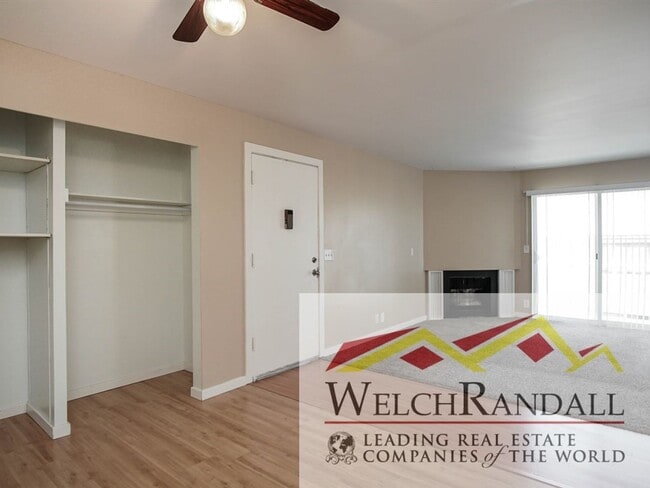 Building Photo - Your Roy Condo Retreat – 2 Bed, 1 Bath, Mo...