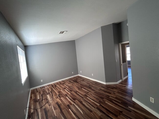Building Photo - 2501 Sierra Luna Ave