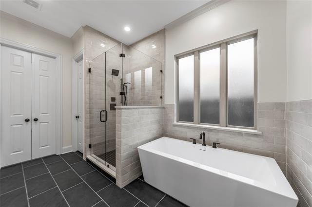 Building Photo - 3305 Drip Rock Dr