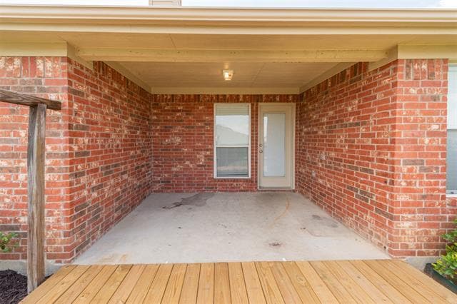 Building Photo - 202 Whitestone Way