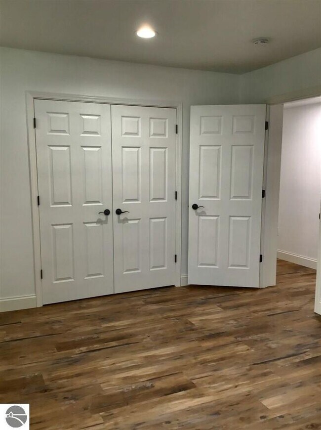 Building Photo - Step Into Luxury and Style – Impeccably Re...