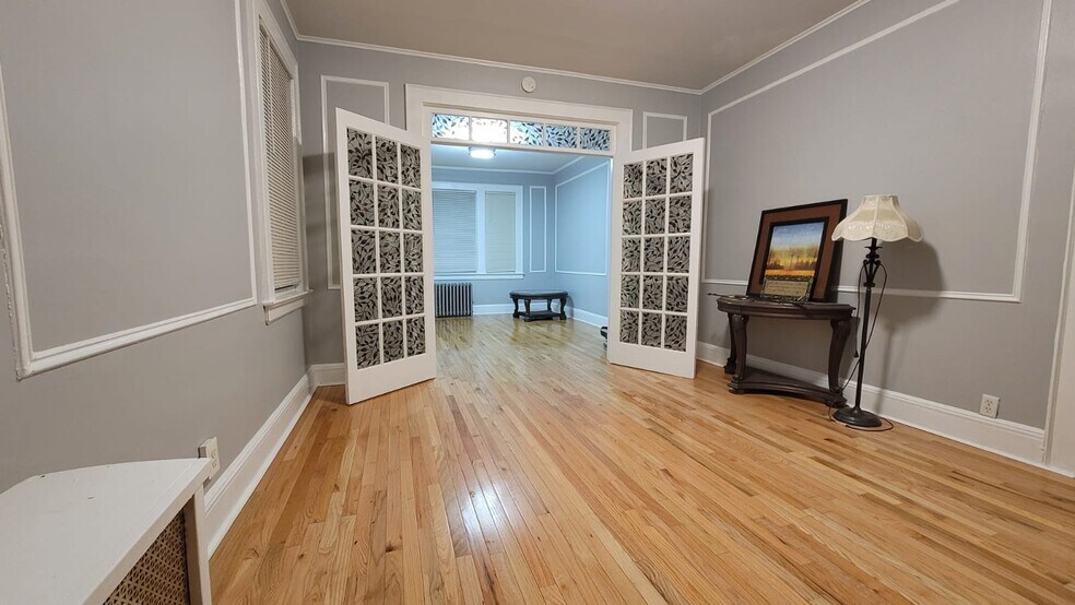 Building Photo - 37 Highland Ave