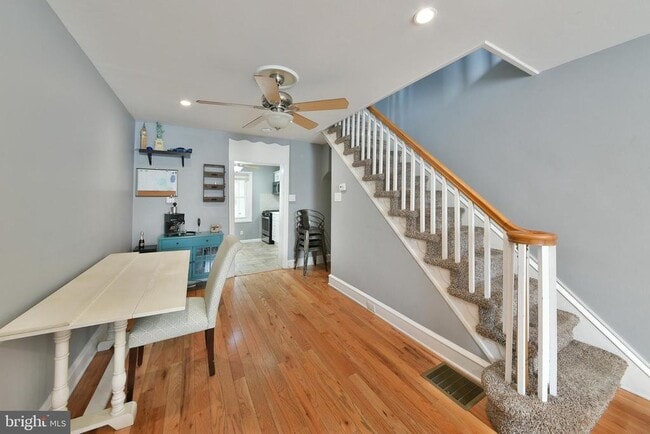 Building Photo - 3120 Almond St