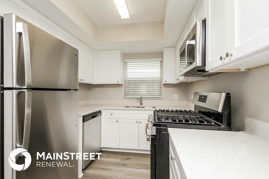 Building Photo - 3235 Timberline Rd