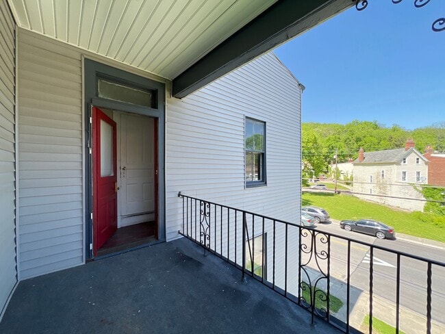 Building Photo - Baltimore Estate