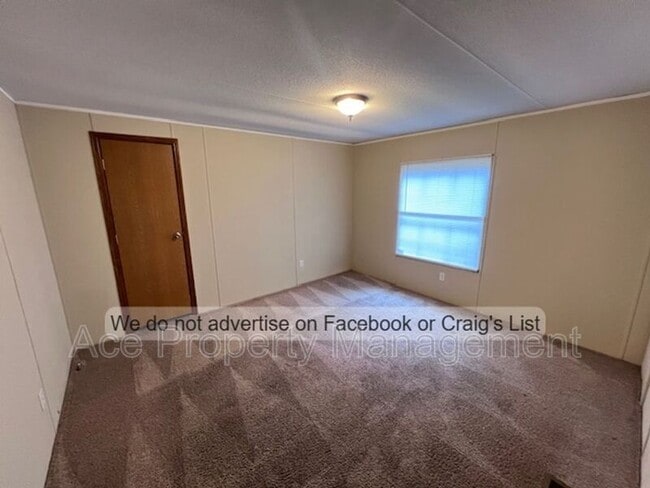 Building Photo - 2625 Tingen Rd