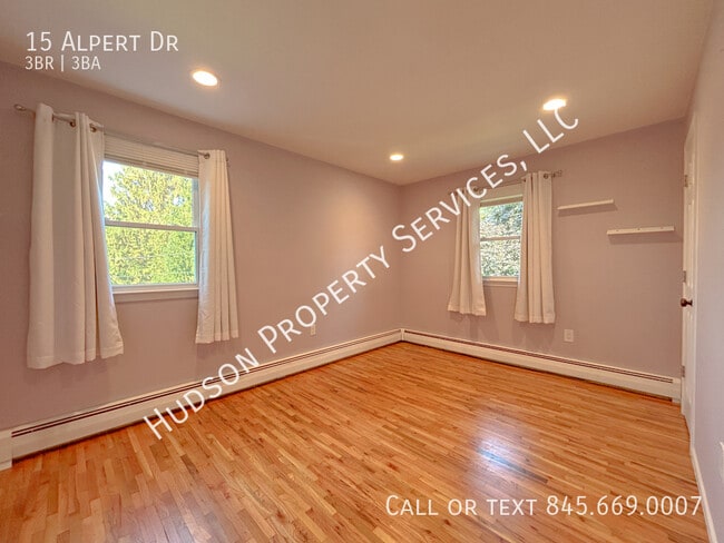 Building Photo - 15 Alpert Dr