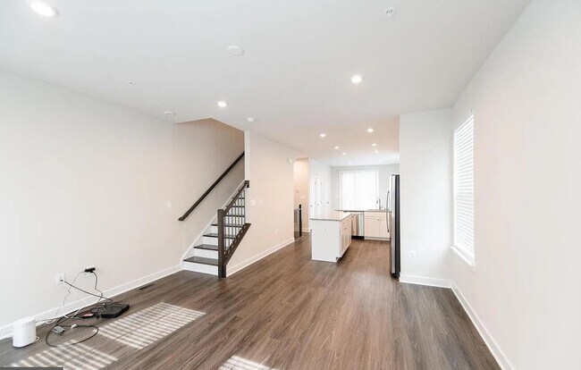 Building Photo - 2816-2816 Evansgreen Dr