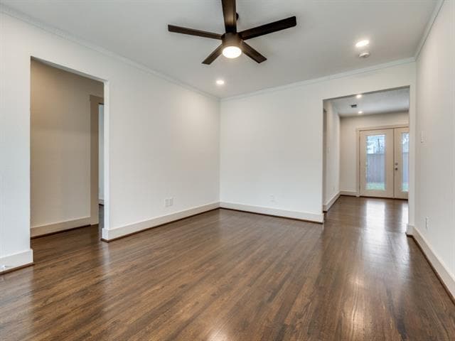 Building Photo - 8815 Graywood Dr