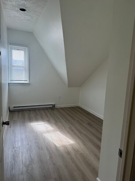 Bedroom 2 - 3022 Perrysville Ave