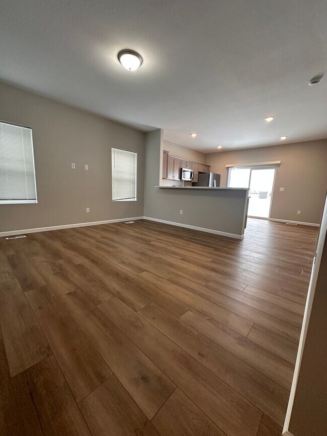 Building Photo - 2546/2542 Granite Drive NW