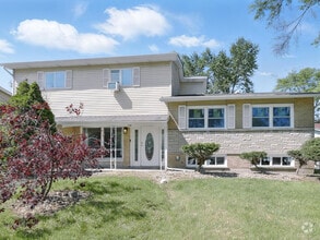 Building Photo - 17704 Grandview Dr