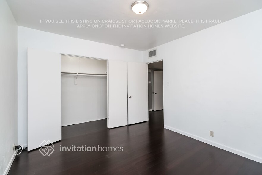 Building Photo - 1507 W Mitchell Dr