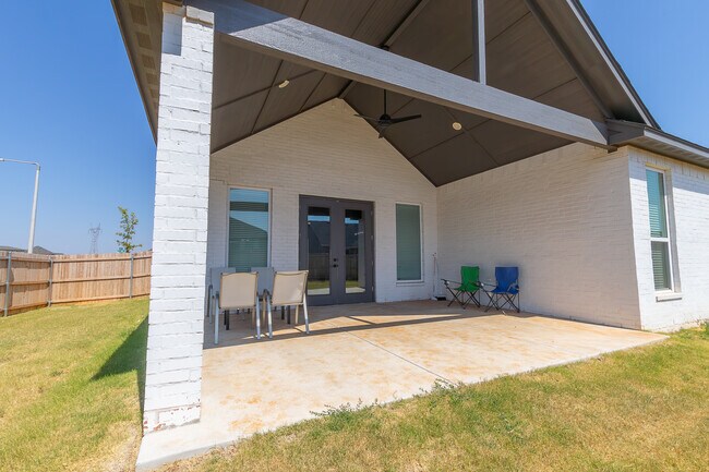Building Photo - 8120 NW 152nd St