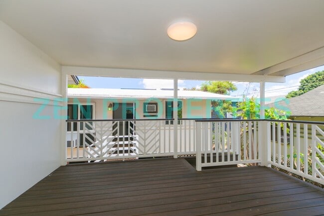 Building Photo - 3167 Charles St