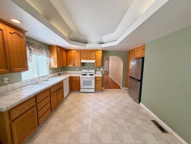 Building Photo - Beautiful 2 Bedroom 2 Bathroom House in Morgan Ranch