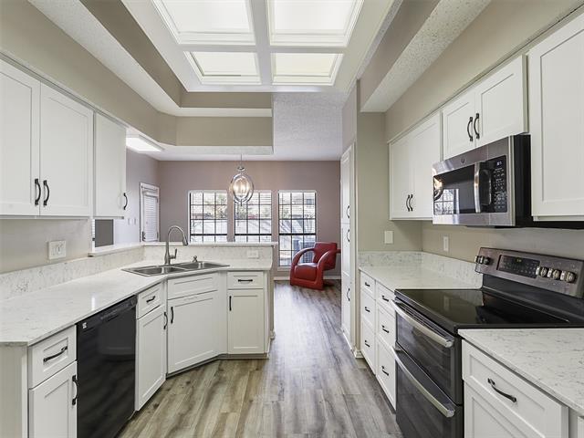 Building Photo - 3109 Devonshire Dr