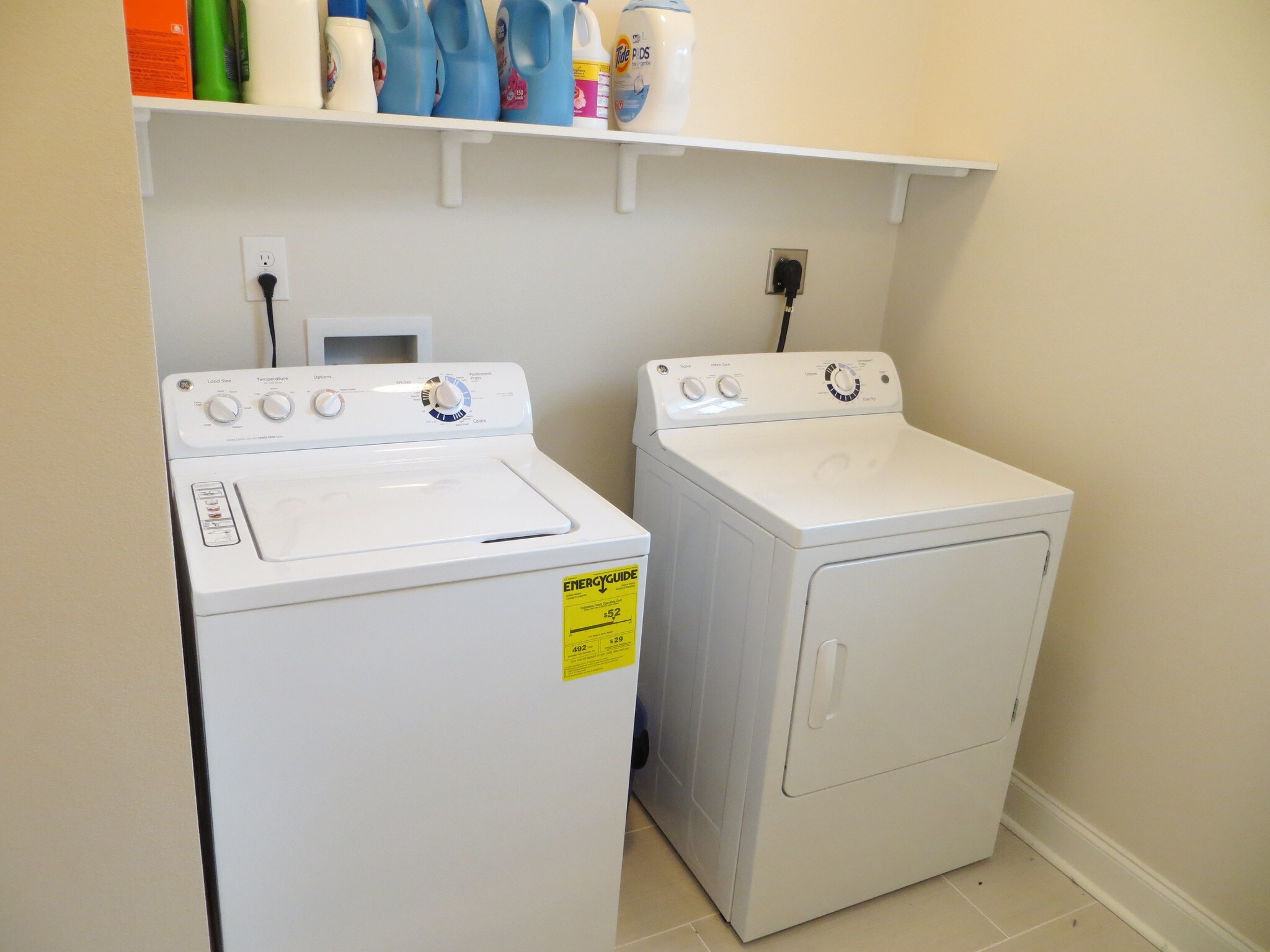 Building Photo - 5529 Willow St