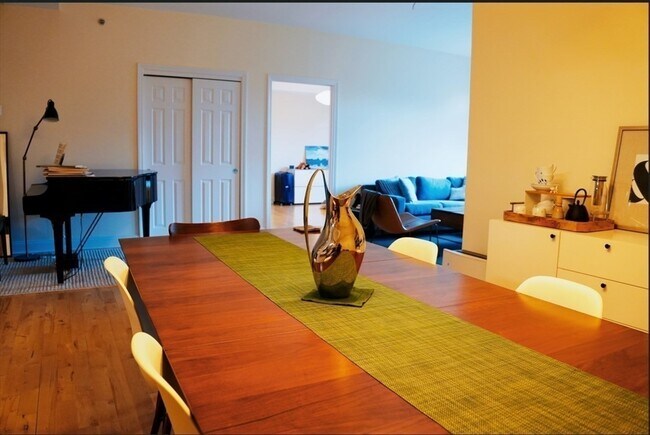 Building Photo - 110 Cypress St