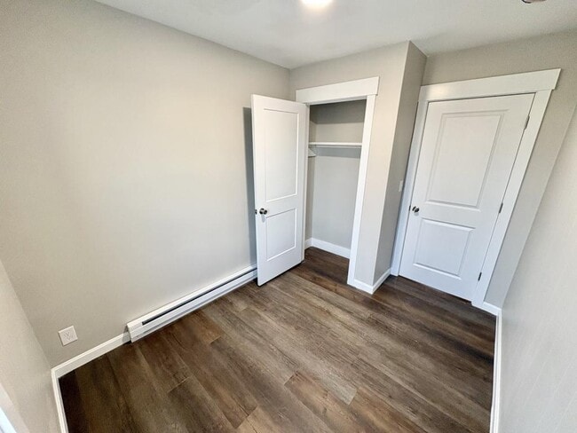 Building Photo - 28 Bartlett St