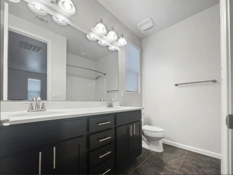 Building Photo - 4418 Natomas Central Dr