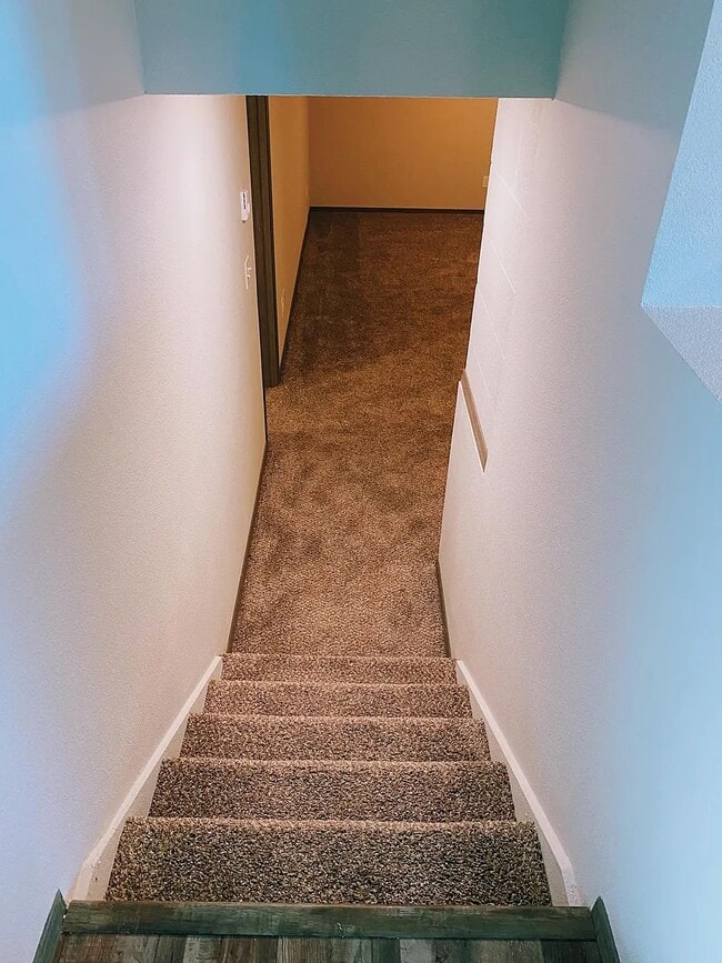 Building Photo - 2818 S Marcus Ln