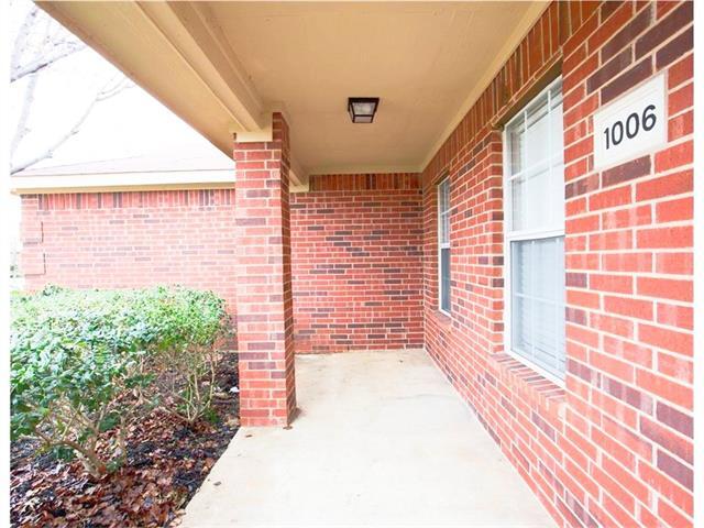 Building Photo - 1006 Port Aransas Dr