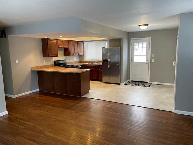 Building Photo - 4737 Laird St