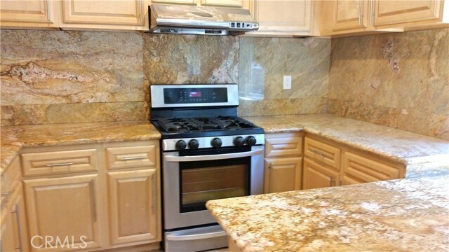 Building Photo - 848 W Huntington Dr